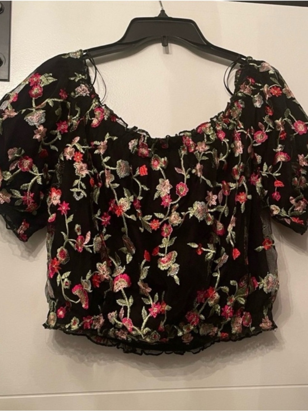 Forever 21 Black Floral Embroidered Off-Shoulder Crop Top